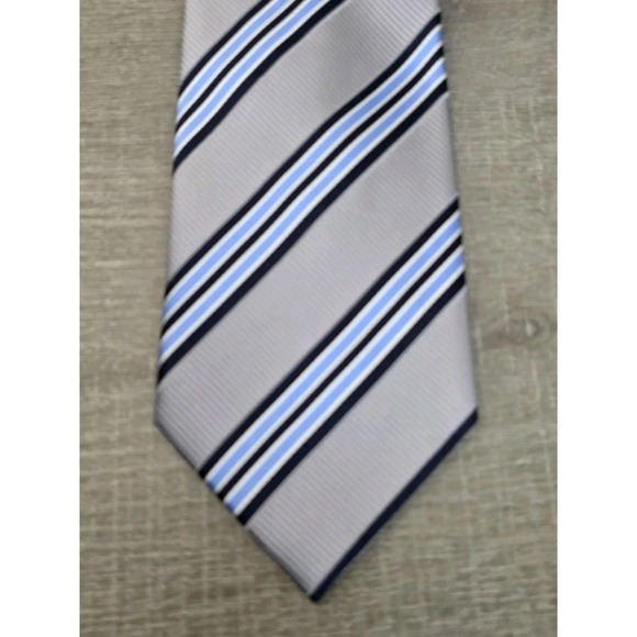 Donald J. Trump Signature Collection Silk Tie Hand Made Blue Silver Gold Bar‎ - Picture 3 of 6